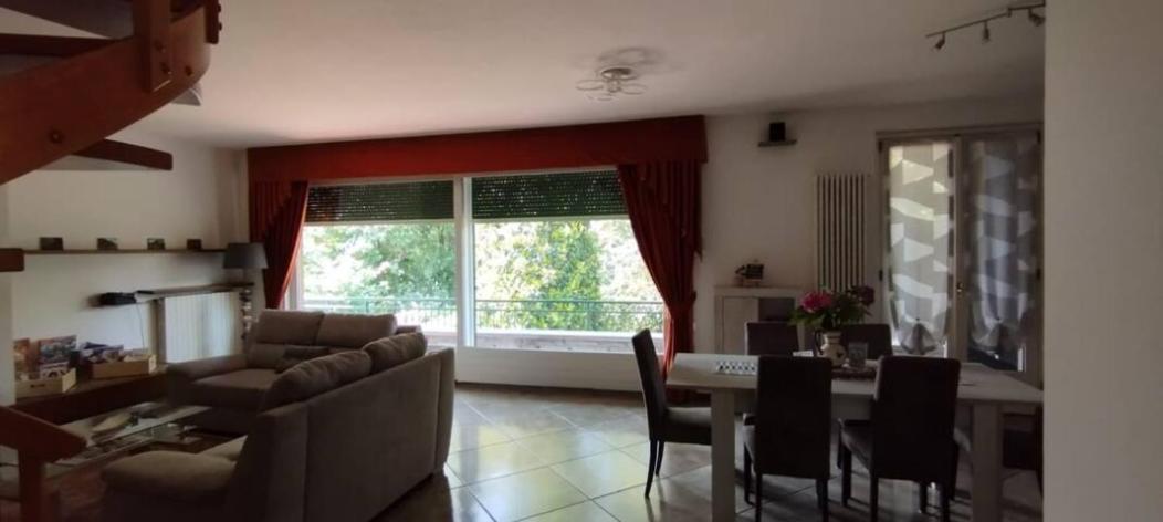 Lukas Home Con Il Cuore Appartamento 3 Camere Al Piano Terra E Appartamento 1 Camera In Taverna Merone Buitenkant foto